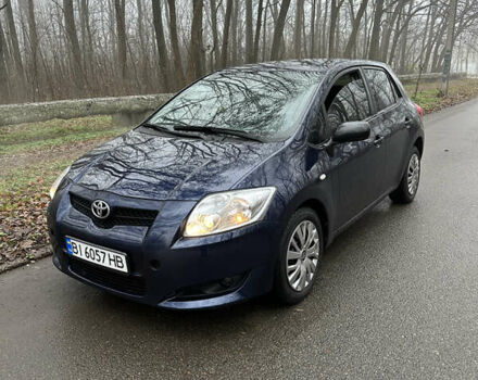 Синий Тойота Аурис, объемом двигателя 1.6 л и пробегом 210 тыс. км за 4850 $, фото 2 на Automoto.ua
