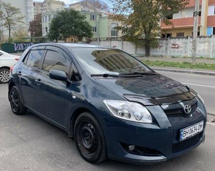 Синий Тойота Аурис, объемом двигателя 1.6 л и пробегом 217 тыс. км за 6200 $, фото 4 на Automoto.ua