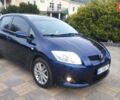 Синій Тойота Ауріс, об'ємом двигуна 1.4 л та пробігом 250 тис. км за 6700 $, фото 1 на Automoto.ua