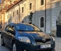 Синій Тойота Ауріс, об'ємом двигуна 2 л та пробігом 265 тис. км за 6400 $, фото 1 на Automoto.ua