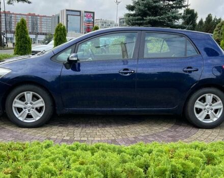 Синій Тойота Ауріс, об'ємом двигуна 1.4 л та пробігом 247 тис. км за 7600 $, фото 3 на Automoto.ua