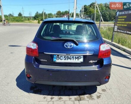 Синий Тойота Аурис, объемом двигателя 1.36 л и пробегом 244 тыс. км за 7200 $, фото 4 на Automoto.ua