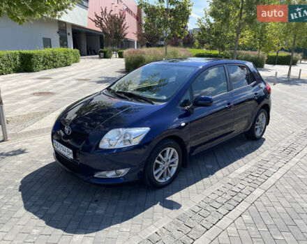 Синий Тойота Аурис, объемом двигателя 1.6 л и пробегом 156 тыс. км за 9500 $, фото 3 на Automoto.ua
