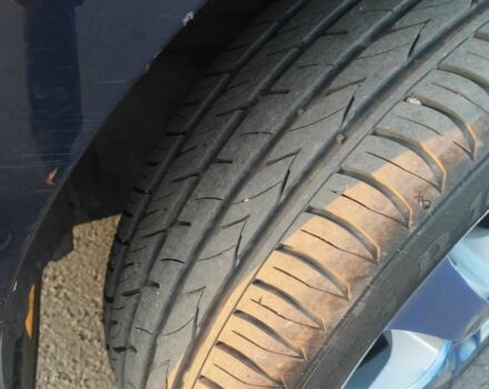 Тойота Ауріс 2010 у Чернівцях на Automoto.ua Синій Тойота Ауріс, об'ємом двигуна 2 л та пробігом 214 тис. км за 6800 $, фото 4 на Automoto.ua