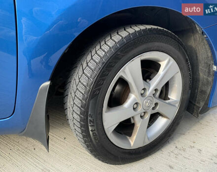Синій Тойота Ауріс, об'ємом двигуна 1.6 л та пробігом 165 тис. км за 9900 $, фото 10 на Automoto.ua