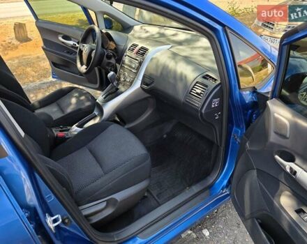 Синий Тойота Аурис, объемом двигателя 1.6 л и пробегом 87 тыс. км за 10300 $, фото 20 на Automoto.ua