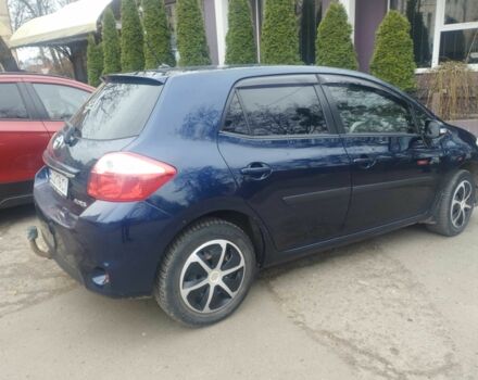 Тойота Ауріс 2010 у Чернівцях на Automoto.ua Синій Тойота Ауріс, об'ємом двигуна 2 л та пробігом 214 тис. км за 6800 $, фото 12 на Automoto.ua