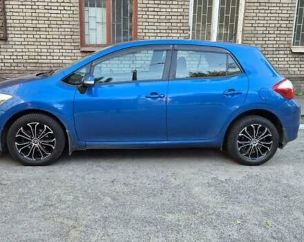 Синій Тойота Ауріс, об'ємом двигуна 1.6 л та пробігом 188 тис. км за 9700 $, фото 5 на Automoto.ua