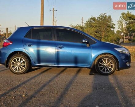 Синий Тойота Аурис, объемом двигателя 1.6 л и пробегом 87 тыс. км за 10300 $, фото 2 на Automoto.ua