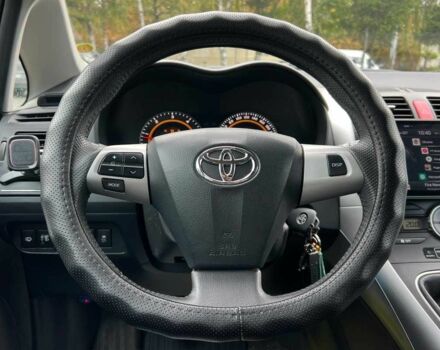 Синій Тойота Ауріс, об'ємом двигуна 1.4 л та пробігом 247 тис. км за 7600 $, фото 12 на Automoto.ua