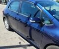 Синий Тойота Аурис, объемом двигателя 1.36 л и пробегом 244 тыс. км за 7200 $, фото 3 на Automoto.ua