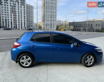 Синій Тойота Ауріс, об'ємом двигуна 1.6 л та пробігом 165 тис. км за 9900 $, фото 6 на Automoto.ua
