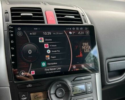 Синій Тойота Ауріс, об'ємом двигуна 1.4 л та пробігом 247 тис. км за 7600 $, фото 9 на Automoto.ua