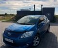 Синий Тойота Аурис, объемом двигателя 1.6 л и пробегом 170 тыс. км за 8700 $, фото 1 на Automoto.ua