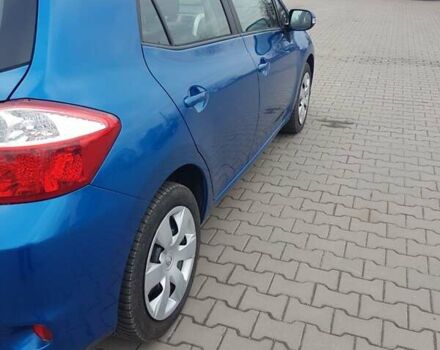 Синий Тойота Аурис, объемом двигателя 1.6 л и пробегом 230 тыс. км за 8300 $, фото 3 на Automoto.ua