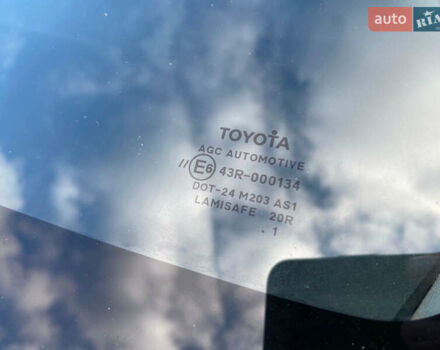 Синій Тойота Ауріс, об'ємом двигуна 1.8 л та пробігом 268 тис. км за 10399 $, фото 99 на Automoto.ua