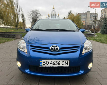 Синий Тойота Аурис, объемом двигателя 1.6 л и пробегом 53 тыс. км за 11900 $, фото 21 на Automoto.ua