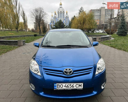 Синий Тойота Аурис, объемом двигателя 1.6 л и пробегом 53 тыс. км за 11900 $, фото 10 на Automoto.ua