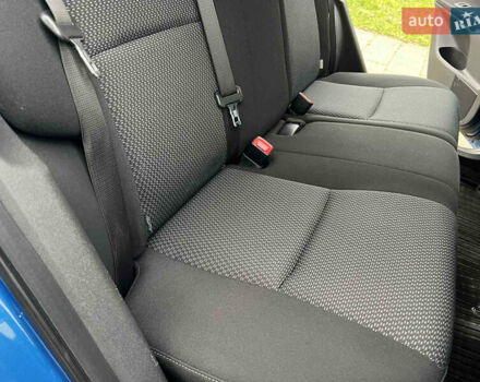 Синий Тойота Аурис, объемом двигателя 1.6 л и пробегом 53 тыс. км за 11900 $, фото 51 на Automoto.ua