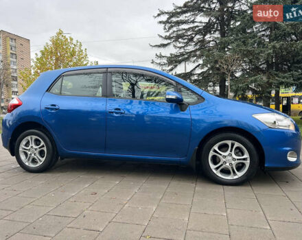 Синий Тойота Аурис, объемом двигателя 1.6 л и пробегом 53 тыс. км за 11900 $, фото 18 на Automoto.ua