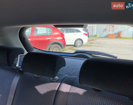 Синій Тойота Ауріс, об'ємом двигуна 1.8 л та пробігом 268 тис. км за 10399 $, фото 43 на Automoto.ua