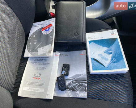 Синій Тойота Ауріс, об'ємом двигуна 1.8 л та пробігом 268 тис. км за 10399 $, фото 12 на Automoto.ua