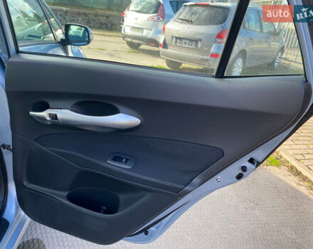 Синій Тойота Ауріс, об'ємом двигуна 1.8 л та пробігом 268 тис. км за 10399 $, фото 34 на Automoto.ua