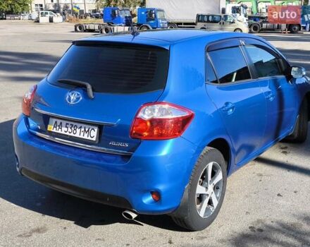 Синий Тойота Аурис, объемом двигателя 1.6 л и пробегом 404 тыс. км за 8800 $, фото 4 на Automoto.ua