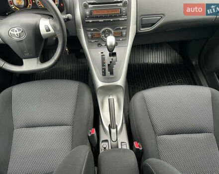 Синий Тойота Аурис, объемом двигателя 1.6 л и пробегом 53 тыс. км за 11900 $, фото 30 на Automoto.ua