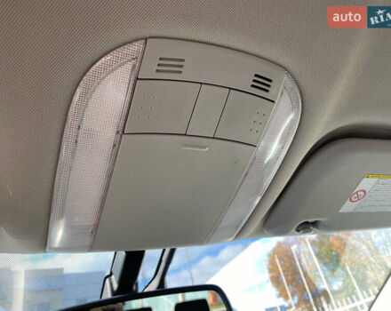 Синій Тойота Ауріс, об'ємом двигуна 1.8 л та пробігом 268 тис. км за 10399 $, фото 60 на Automoto.ua