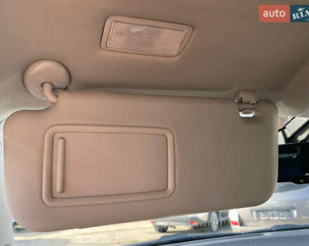 Синій Тойота Ауріс, об'ємом двигуна 1.8 л та пробігом 268 тис. км за 10399 $, фото 55 на Automoto.ua