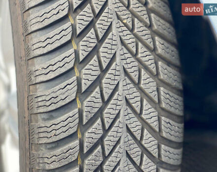 Синій Тойота Ауріс, об'ємом двигуна 1.8 л та пробігом 268 тис. км за 10399 $, фото 94 на Automoto.ua