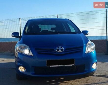 Синий Тойота Аурис, объемом двигателя 1.6 л и пробегом 130 тыс. км за 10800 $, фото 24 на Automoto.ua