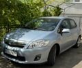 Синий Тойота Аурис, объемом двигателя 1.8 л и пробегом 183 тыс. км за 11500 $, фото 1 на Automoto.ua