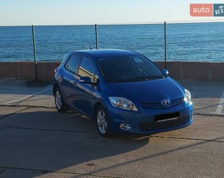 Синий Тойота Аурис, объемом двигателя 1.6 л и пробегом 130 тыс. км за 10800 $, фото 28 на Automoto.ua