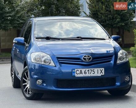 Синий Тойота Аурис, объемом двигателя 1.6 л и пробегом 145 тыс. км за 11200 $, фото 6 на Automoto.ua