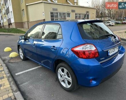 Синий Тойота Аурис, объемом двигателя 1.6 л и пробегом 164 тыс. км за 11700 $, фото 1 на Automoto.ua