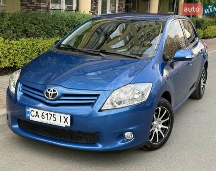 Синий Тойота Аурис, объемом двигателя 1.6 л и пробегом 145 тыс. км за 11200 $, фото 12 на Automoto.ua