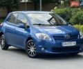 Синий Тойота Аурис, объемом двигателя 1.6 л и пробегом 145 тыс. км за 11200 $, фото 1 на Automoto.ua