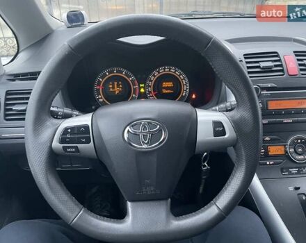 Синій Тойота Ауріс, об'ємом двигуна 1.6 л та пробігом 149 тис. км за 10300 $, фото 21 на Automoto.ua