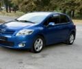 Синій Тойота Ауріс, об'ємом двигуна 1.6 л та пробігом 83 тис. км за 10300 $, фото 1 на Automoto.ua
