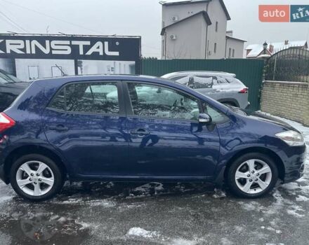 Синій Тойота Ауріс, об'ємом двигуна 1.6 л та пробігом 149 тис. км за 10300 $, фото 5 на Automoto.ua