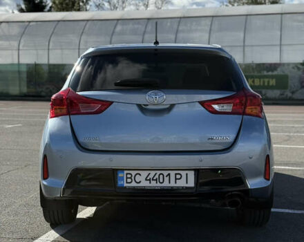 Синій Тойота Ауріс, об'ємом двигуна 1.6 л та пробігом 204 тис. км за 11500 $, фото 7 на Automoto.ua