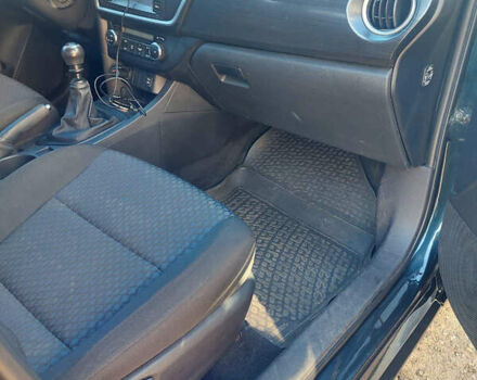 Синий Тойота Аурис, объемом двигателя 1.33 л и пробегом 154 тыс. км за 9299 $, фото 26 на Automoto.ua