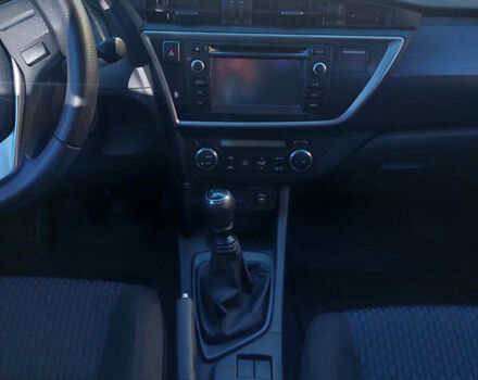 Синий Тойота Аурис, объемом двигателя 1.33 л и пробегом 154 тыс. км за 9299 $, фото 24 на Automoto.ua