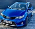 Синий Тойота Аурис, объемом двигателя 2 л и пробегом 257 тыс. км за 9999 $, фото 1 на Automoto.ua