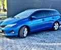 Синий Тойота Аурис, объемом двигателя 2 л и пробегом 257 тыс. км за 9999 $, фото 2 на Automoto.ua