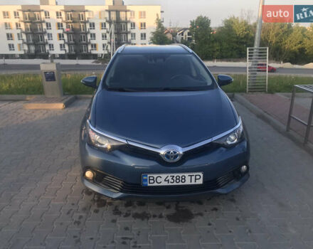 Синій Тойота Ауріс, об'ємом двигуна 1.8 л та пробігом 89 тис. км за 16500 $, фото 1 на Automoto.ua