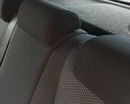 Синій Тойота Ауріс, об'ємом двигуна 1.6 л та пробігом 203 тис. км за 7300 $, фото 9 на Automoto.ua