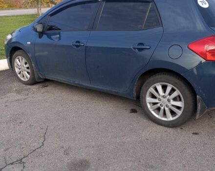 Синій Тойота Ауріс, об'ємом двигуна 1.6 л та пробігом 203 тис. км за 7300 $, фото 2 на Automoto.ua